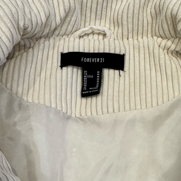 Forever 21 Puffy Vest - Picture 4 of 4